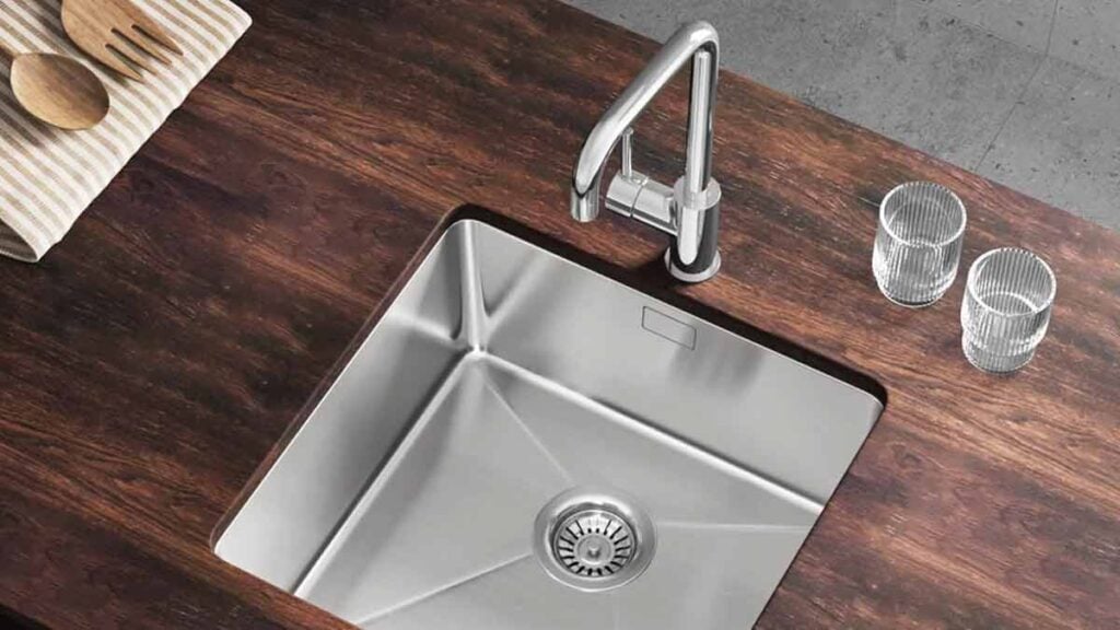 Abfluss reinigt Hausmittel